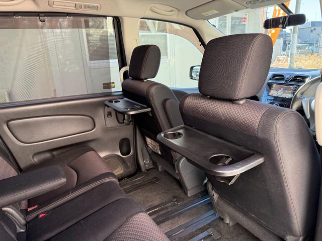 セレナ ハイウェイスター 両側自動 ナビTV Bカメ ETC HID 両側パワースライドドア スマートキー2個 プッシュスタート HID ナビ フルセグTV バックカメラ クルーズコントロール オートライト オートエアコン ビルトインETC アイドリングストップ(17枚目)