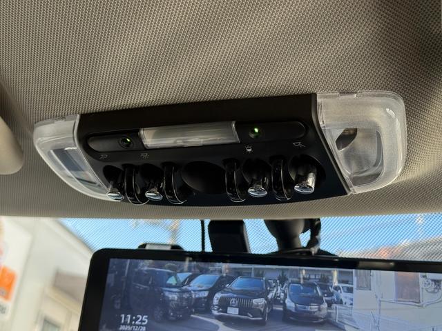 ＭＩＮＩ クーパーＤ　Ｂｌｕｅｔｏｏｔｈ再生　ナビ　ドラレコ前後　純正ナビ　Ｂｌｕｅｔｏｏｔｈ再生　バックカメラ　前後ドライブレコーダー　レザー調シートカバー　スマートキー２個　ＬＥＤヘッドライト　ＥＴＣ　デジタルインナーミラー　純正アルミ　ＬＥＤフォグ（37枚目）