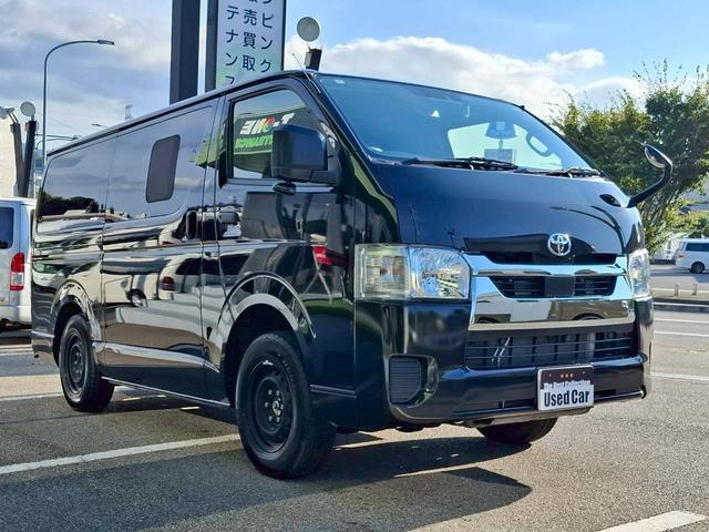 ハイエースバン ケイワークス ラギットバン DT4WD/1オーナー/1000Wインバーター/ソーラーパネル/シンク/断熱加工/リア断熱フィルム/カロッツェリア製ナビ/トヨタセーフティセンス/パノラミックビューモニター/ドライブレコーダー(20枚目)