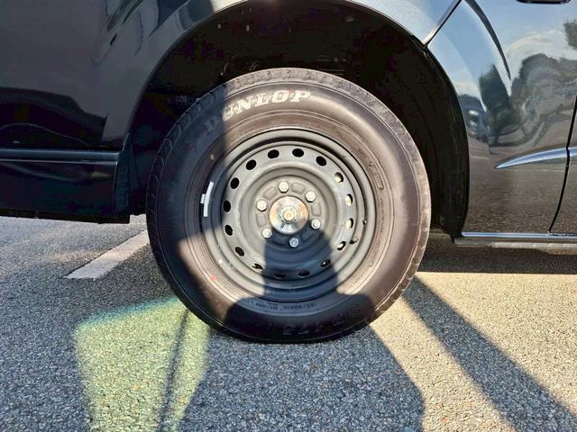 ハイエースバン ケイワークス ラギットバン DT4WD/1オーナー/1000Wインバーター/ソーラーパネル/シンク/断熱加工/リア断熱フィルム/カロッツェリア製ナビ/トヨタセーフティセンス/パノラミックビューモニター/ドライブレコーダー(30枚目)