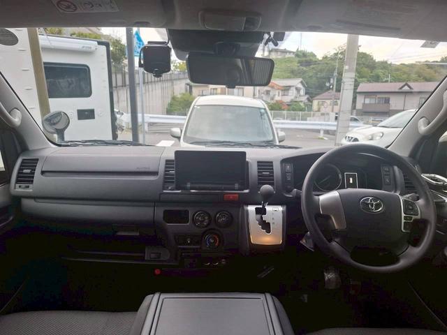 ハイエースバン ケイワークス ラギットバン DT4WD/1オーナー/1000Wインバーター/ソーラーパネル/シンク/断熱加工/リア断熱フィルム/カロッツェリア製ナビ/トヨタセーフティセンス/パノラミックビューモニター/ドライブレコーダー(37枚目)