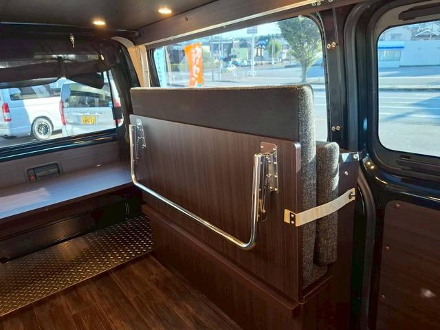 ハイエースバン ケイワークス ラギットバン DT4WD/1オーナー/1000Wインバーター/ソーラーパネル/シンク/断熱加工/リア断熱フィルム/カロッツェリア製ナビ/トヨタセーフティセンス/パノラミックビューモニター/ドライブレコーダー(53枚目)