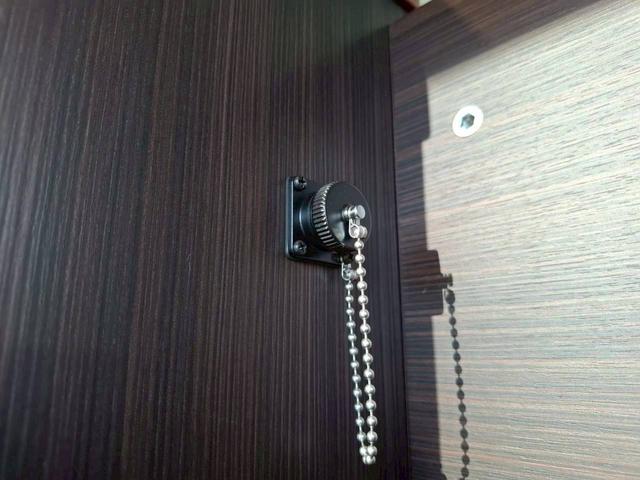 ハイエースバン ケイワークス ラギットバン DT4WD/1オーナー/1000Wインバーター/ソーラーパネル/シンク/断熱加工/リア断熱フィルム/カロッツェリア製ナビ/トヨタセーフティセンス/パノラミックビューモニター/ドライブレコーダー(64枚目)