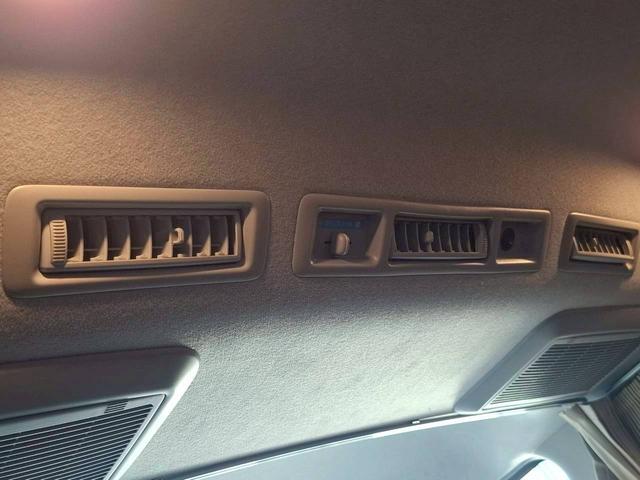 ハイエースバン ケイワークス ラギットバン DT4WD/1オーナー/1000Wインバーター/ソーラーパネル/シンク/断熱加工/リア断熱フィルム/カロッツェリア製ナビ/トヨタセーフティセンス/パノラミックビューモニター/ドライブレコーダー(69枚目)