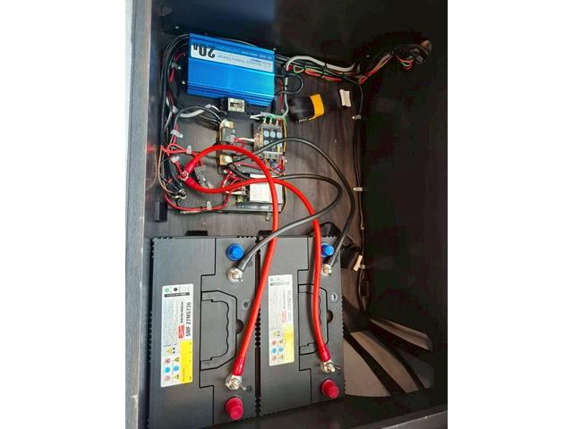 ハイエースバン フレックス MOBY DICK  SH♯02 FFヒーター/サイドオーニング/シンク/冷蔵庫/ツインサブバッテリー/走行充電/外部充電/電源コード/リアクーラー/リアヒーター/フローティングナビ/パノラミックビュー/デジタルインナーミラー/(15枚目)