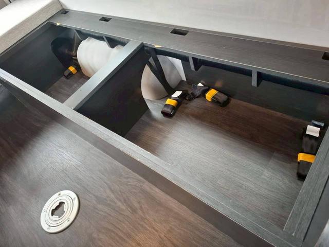 ハイエースバン フレックス MOBY DICK  SH♯02 FFヒーター/サイドオーニング/シンク/冷蔵庫/ツインサブバッテリー/走行充電/外部充電/電源コード/リアクーラー/リアヒーター/フローティングナビ/パノラミックビュー/デジタルインナーミラー/(64枚目)