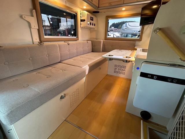 ハイゼットトラック JPStar Happy1+ 400Ahリチウムイオンバッテリー/12Vクーラー/FFヒーター/ソーラーパネル/3000Wインバーター/マックスファン/前後スタビライザー/強化足回り/リアリフトアップ/先進安全装備/(4枚目)