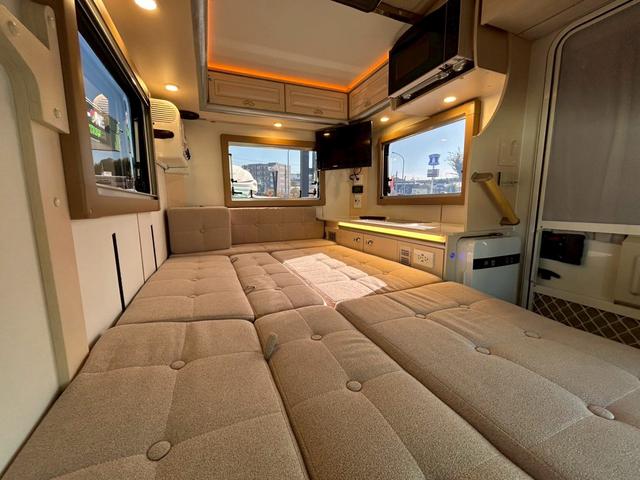 ハイゼットトラック JPStar Happy1+ 400Ahリチウムイオンバッテリー/12Vクーラー/FFヒーター/ソーラーパネル/3000Wインバーター/マックスファン/前後スタビライザー/強化足回り/リアリフトアップ/先進安全装備/(7枚目)