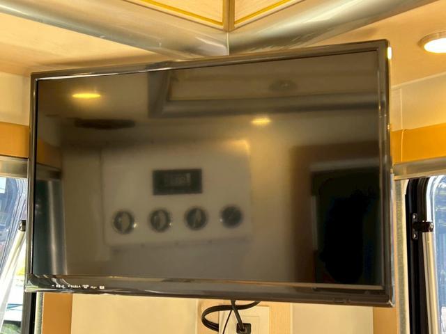 ハイゼットトラック JPStar Happy1+ 400Ahリチウムイオンバッテリー/12Vクーラー/FFヒーター/ソーラーパネル/3000Wインバーター/マックスファン/前後スタビライザー/強化足回り/リアリフトアップ/先進安全装備/(17枚目)