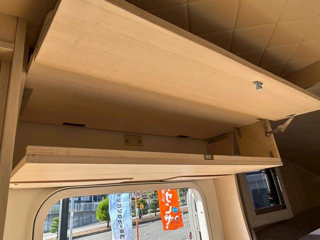 ハイゼットトラック JPStar Happy1+ 400Ahリチウムイオンバッテリー/12Vクーラー/FFヒーター/ソーラーパネル/3000Wインバーター/マックスファン/前後スタビライザー/強化足回り/リアリフトアップ/先進安全装備/(71枚目)