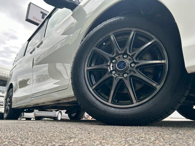 ヴォクシー ホワイトハウス　ＤＡＹＳ　ポップアップルーフ　スイベルシート（回転シート）／電動オーニング／サブバッテリー／電子レンジ／１５００Ｗインバーター／ＦＦヒーター／シンク／走行充電／外部電源／サブナビ切替スイッチ／セーフティーセンス／パワスラ／（33枚目）