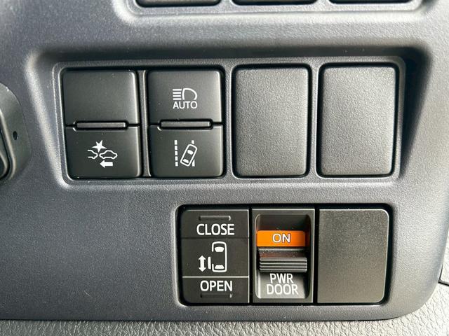 ヴォクシー ホワイトハウス　ＤＡＹＳ　ポップアップルーフ　スイベルシート（回転シート）／電動オーニング／サブバッテリー／電子レンジ／１５００Ｗインバーター／ＦＦヒーター／シンク／走行充電／外部電源／サブナビ切替スイッチ／セーフティーセンス／パワスラ／（52枚目）