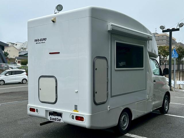 タウンエーストラック かーいんてりあ高橋 ネオユーロスライドアウト ライトキャブコン/FFヒーター/1500Wインバーター/マックスファン/サイドオーニング/マルチルーム/ツインサブバッテリー/シンク/冷蔵庫/リアTV/電圧計/カロッツェリア製ナビ/ETC/ドラレコ(3枚目)