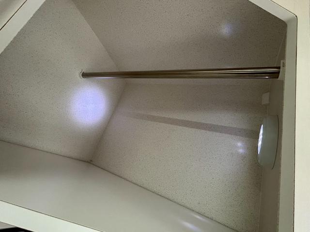 タウンエーストラック かーいんてりあ高橋 ネオユーロスライドアウト ライトキャブコン/FFヒーター/1500Wインバーター/マックスファン/サイドオーニング/マルチルーム/ツインサブバッテリー/シンク/冷蔵庫/リアTV/電圧計/カロッツェリア製ナビ/ETC/ドラレコ(69枚目)