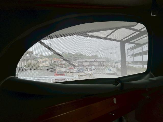 ライトエーストラック AZ-MAX エム・ホルーヴァ ポップアップ ライトキャブコン/常設リアベッド/FFヒーター/FFヒーター高地用スイッチ/1500Wインバーター/ツインサブバッテリー/シンク/冷蔵庫/サイドオーニング/走行充電/外部充電/外部電源/ナビ/ETC/(6枚目)