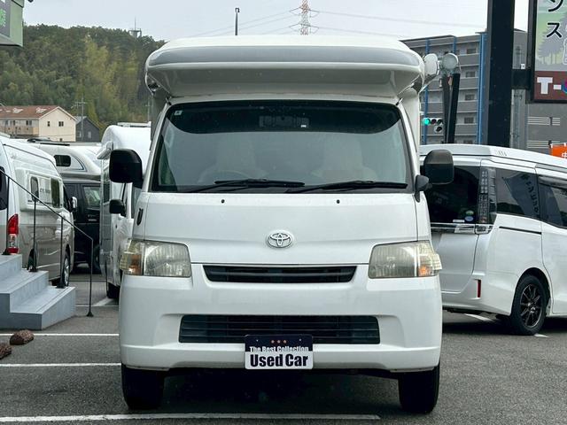 ライトエーストラック AZ-MAX エム・ホルーヴァ ポップアップ ライトキャブコン/常設リアベッド/FFヒーター/FFヒーター高地用スイッチ/1500Wインバーター/ツインサブバッテリー/シンク/冷蔵庫/サイドオーニング/走行充電/外部充電/外部電源/ナビ/ETC/(25枚目)