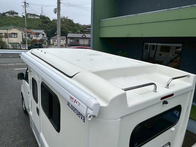 ライトエーストラック AZ-MAX エム・ホルーヴァ ポップアップ ライトキャブコン/常設リアベッド/FFヒーター/FFヒーター高地用スイッチ/1500Wインバーター/ツインサブバッテリー/シンク/冷蔵庫/サイドオーニング/走行充電/外部充電/外部電源/ナビ/ETC/(33枚目)