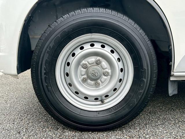 ライトエーストラック AZ-MAX エム・ホルーヴァ ポップアップ ライトキャブコン/常設リアベッド/FFヒーター/FFヒーター高地用スイッチ/1500Wインバーター/ツインサブバッテリー/シンク/冷蔵庫/サイドオーニング/走行充電/外部充電/外部電源/ナビ/ETC/(44枚目)