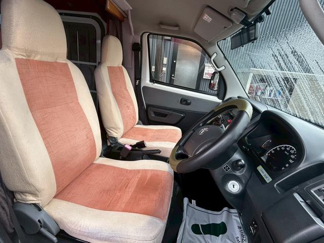 ライトエーストラック AZ-MAX エム・ホルーヴァ ポップアップ ライトキャブコン/常設リアベッド/FFヒーター/FFヒーター高地用スイッチ/1500Wインバーター/ツインサブバッテリー/シンク/冷蔵庫/サイドオーニング/走行充電/外部充電/外部電源/ナビ/ETC/(48枚目)