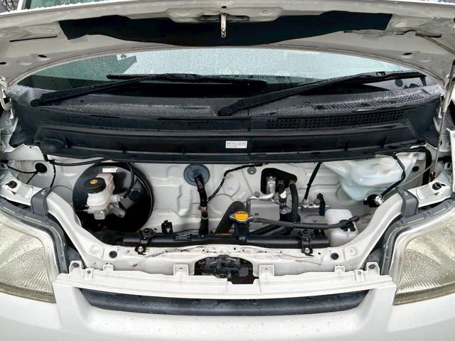 ライトエーストラック AZ-MAX エム・ホルーヴァ ポップアップ ライトキャブコン/常設リアベッド/FFヒーター/FFヒーター高地用スイッチ/1500Wインバーター/ツインサブバッテリー/シンク/冷蔵庫/サイドオーニング/走行充電/外部充電/外部電源/ナビ/ETC/(75枚目)