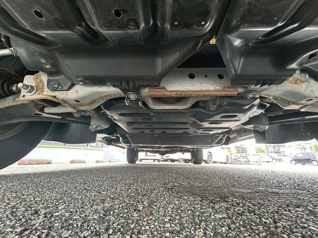 ライトエーストラック AZ-MAX エム・ホルーヴァ ポップアップ ライトキャブコン/常設リアベッド/FFヒーター/FFヒーター高地用スイッチ/1500Wインバーター/ツインサブバッテリー/シンク/冷蔵庫/サイドオーニング/走行充電/外部充電/外部電源/ナビ/ETC/(77枚目)