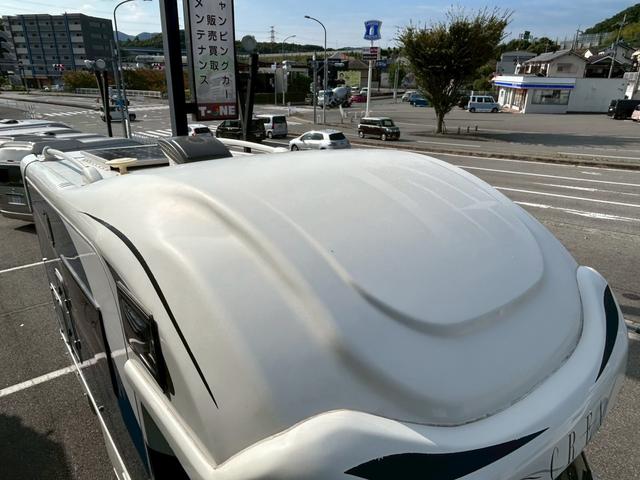 カムロード ナッツRV クレア5.3X ワンオーナー/常設リアWベッド/マルチルーム/FFヒーター/90L冷蔵庫/リアクーラー/ソーラーパネル/マックスファン/ツインサブバッテリー/社外15インチAW/電動調整ミラー/ミラーヒーター/(28枚目)