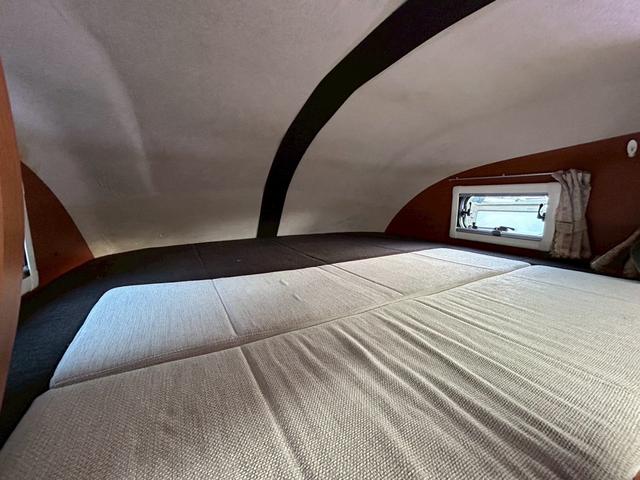 カムロード ナッツRV クレア5.3X ワンオーナー/常設リアWベッド/マルチルーム/FFヒーター/90L冷蔵庫/リアクーラー/ソーラーパネル/マックスファン/ツインサブバッテリー/社外15インチAW/電動調整ミラー/ミラーヒーター/(60枚目)