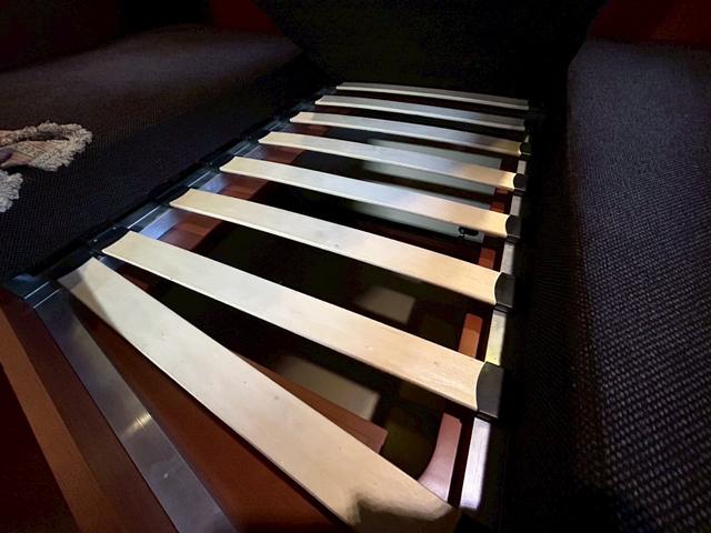 カムロード ナッツRV クレア5.3X ワンオーナー/常設リアWベッド/マルチルーム/FFヒーター/90L冷蔵庫/リアクーラー/ソーラーパネル/マックスファン/ツインサブバッテリー/社外15インチAW/電動調整ミラー/ミラーヒーター/(63枚目)