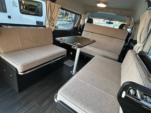 ハイエースワゴン アネックス ファミリーワゴン FFヒーター/2000Wインバーター/ソーラーパネル/サブナビ切替スイッチ/リアTV/リアスピーカー/リアクーラー/リアヒーター/社外アルミホイール/カロッツェリア製ナビ/ETC/ドラレコ/防虫ネット(7枚目)