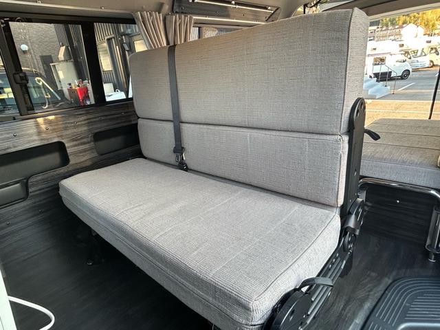 ハイエースワゴン アネックス ファミリーワゴン FFヒーター/2000Wインバーター/ソーラーパネル/サブナビ切替スイッチ/リアTV/リアスピーカー/リアクーラー/リアヒーター/社外アルミホイール/カロッツェリア製ナビ/ETC/ドラレコ/防虫ネット(8枚目)