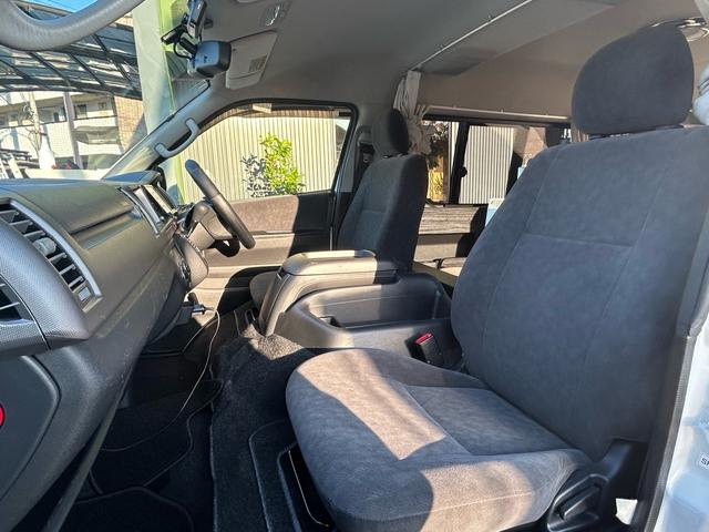 ハイエースワゴン アネックス ファミリーワゴン FFヒーター/2000Wインバーター/ソーラーパネル/サブナビ切替スイッチ/リアTV/リアスピーカー/リアクーラー/リアヒーター/社外アルミホイール/カロッツェリア製ナビ/ETC/ドラレコ/防虫ネット(37枚目)