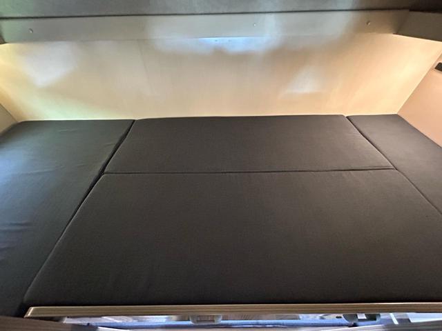 カムロード バンテック ジル520 家庭用エアコン/FFヒーター/温水ボイラー/カセットトイレ/シャワー/ソーラーパネル/1500Wインバーター/トリプルサブBT/サイドオーニング/マックスファン/85L冷蔵庫/メインサブ切替スイッチ/(9枚目)