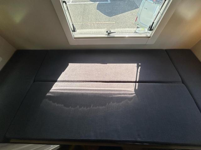 カムロード バンテック ジル520 家庭用エアコン/FFヒーター/温水ボイラー/カセットトイレ/シャワー/ソーラーパネル/1500Wインバーター/トリプルサブBT/サイドオーニング/マックスファン/85L冷蔵庫/メインサブ切替スイッチ/(10枚目)