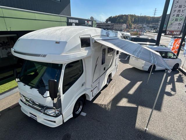 カムロード バンテック ジル520 家庭用エアコン/FFヒーター/温水ボイラー/カセットトイレ/シャワー/ソーラーパネル/1500Wインバーター/トリプルサブBT/サイドオーニング/マックスファン/85L冷蔵庫/メインサブ切替スイッチ/(28枚目)