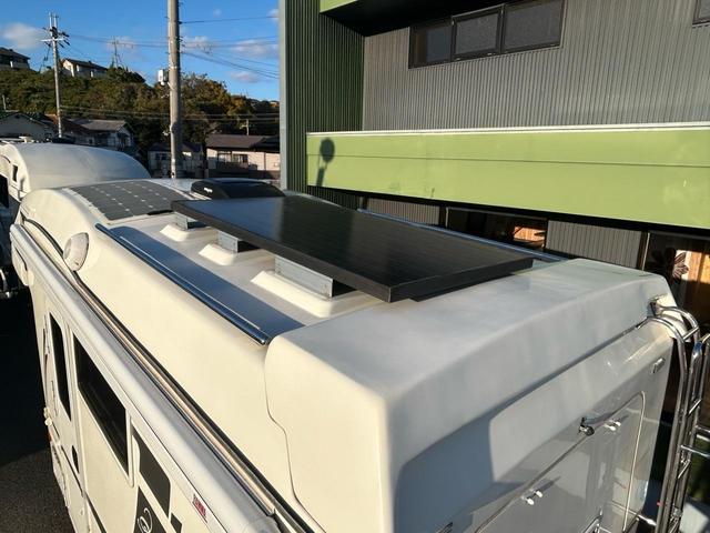 カムロード バンテック ジル520 家庭用エアコン/FFヒーター/温水ボイラー/カセットトイレ/シャワー/ソーラーパネル/1500Wインバーター/トリプルサブBT/サイドオーニング/マックスファン/85L冷蔵庫/メインサブ切替スイッチ/(37枚目)