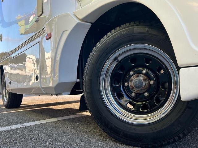 カムロード バンテック ジル520 家庭用エアコン/FFヒーター/温水ボイラー/カセットトイレ/シャワー/ソーラーパネル/1500Wインバーター/トリプルサブBT/サイドオーニング/マックスファン/85L冷蔵庫/メインサブ切替スイッチ/(41枚目)