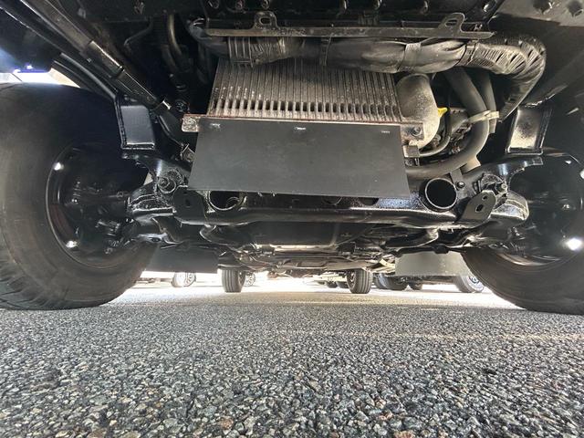 カムロード バンテック ジル520 家庭用エアコン/FFヒーター/温水ボイラー/カセットトイレ/シャワー/ソーラーパネル/1500Wインバーター/トリプルサブBT/サイドオーニング/マックスファン/85L冷蔵庫/メインサブ切替スイッチ/(80枚目)