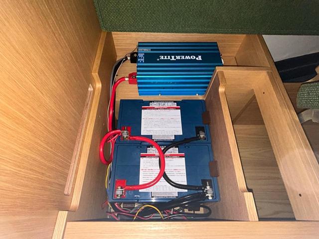 �P�T�O�O�v�C���o�[�^�[�@�c�C���T�u�o�b�e���[