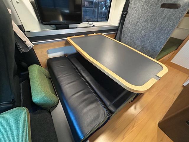 �x�b�h�W�J���ɂ�����ԑ�̂悤�Ȍ`�Ńe�[�u�������g�p���������܂��I