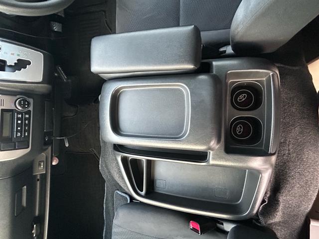 �n�C�G�[�X�̃R���\�[���{�b�N�X�͑�R���[�ł��܂��I