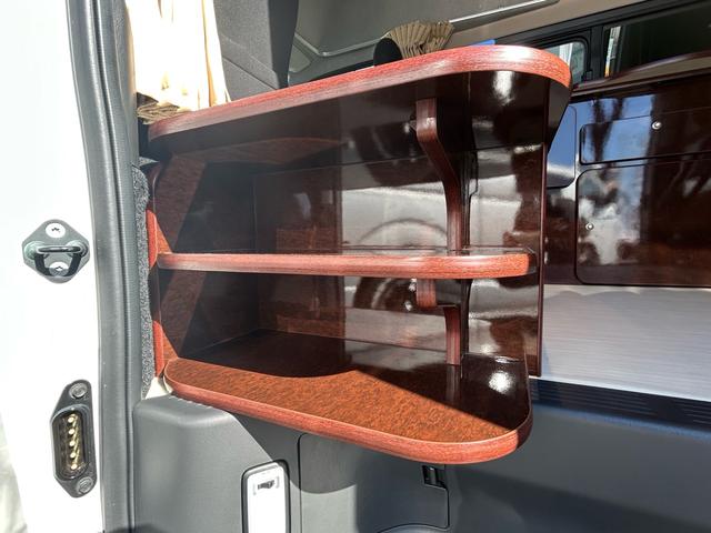 �G���g�����X�t�߂ɂ͉��ʔ����������܂��I