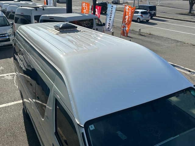 ハイエースバン カトーモーター　ブルームーン　引き出し式二段ベッド／ＦＦヒーター／１５００Ｗインバーター／ツインサブバッテリー／マックスファン／フリップダウンモニター／ナビサブスイッチ／冷蔵庫／シンク／メモリーナビ／ＥＴＣ／ドライブレコーダー／（30枚目）