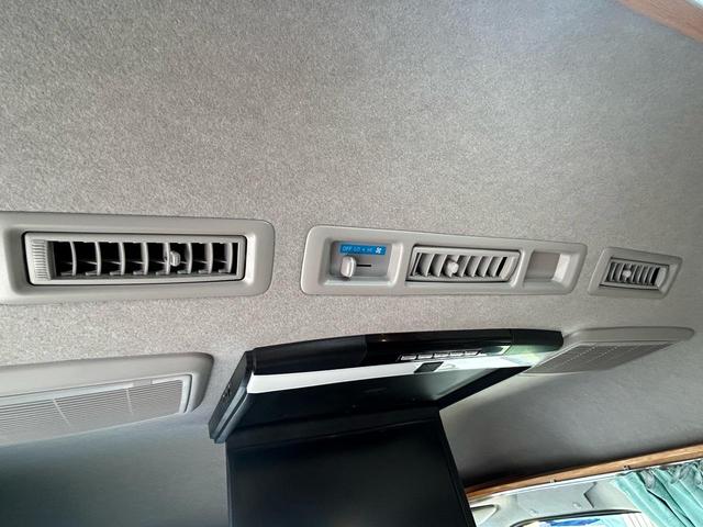 ハイエースバン カトーモーター　ブルームーン　引き出し式二段ベッド／ＦＦヒーター／１５００Ｗインバーター／ツインサブバッテリー／マックスファン／フリップダウンモニター／ナビサブスイッチ／冷蔵庫／シンク／メモリーナビ／ＥＴＣ／ドライブレコーダー／（70枚目）