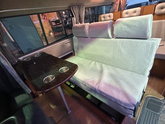 ���s���̓V�[�g��O�����ɂł��܂��I�e�[�u�����g�p�\�ł��I