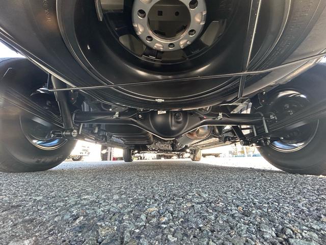 ハイエースバン 5ドアバン2.7スーパーGLワイドロング4WD 登録済未使用車/トヨタ先進装備/プリクラッシュセーフティ/レーンディパーチャーアラート/オートマチックハイビーム/ンテリジェントクリアランスソナー/パノラミックビュー/デジタルインナーミラー/(50枚目)