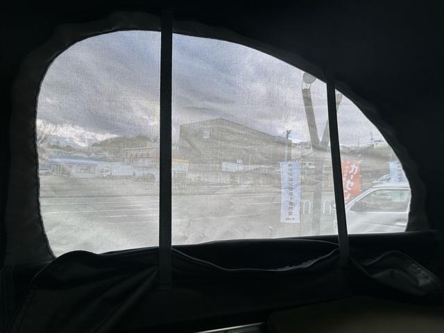 ハイゼットトラック 　ポップアップルーフ／二段ベッド／ＦＦヒーター／先進安全装備／スマートアシスト／１オーナー／外部充電／アウターシャワー／リアＴＶ／ナビサブ切替スイッチ／カロッツェリア製メモリーナビ／ＥＴＣ／（32枚目）