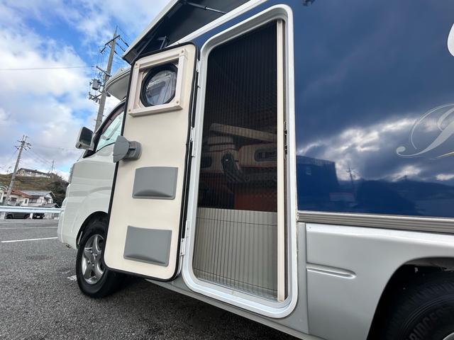 ハイゼットトラック 　ポップアップルーフ／二段ベッド／ＦＦヒーター／先進安全装備／スマートアシスト／１オーナー／外部充電／アウターシャワー／リアＴＶ／ナビサブ切替スイッチ／カロッツェリア製メモリーナビ／ＥＴＣ／（36枚目）