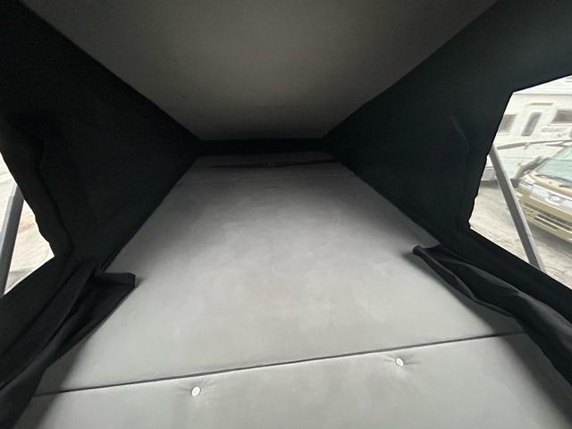 ＮＶ３５０キャラバンバン アネックス　コンポーザー　ポップアップルーフ／１オーナー／ＦＦヒーター／ナビサブ切替スイッチ／シンク／走行充電器／外部充電器／外部電源／サブバッテリー／衝突軽減ブレーキ／ＳＤナビ／ＥＴＣ／ドライブレコーダー／（4枚目）