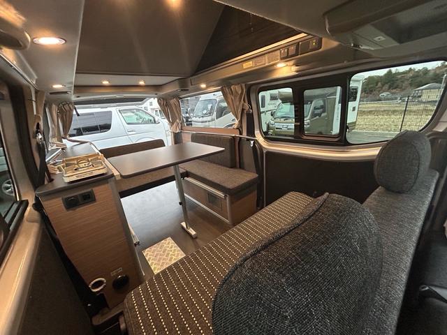 ＮＶ３５０キャラバンバン アネックス　コンポーザー　ポップアップルーフ／１オーナー／ＦＦヒーター／ナビサブ切替スイッチ／シンク／走行充電器／外部充電器／外部電源／サブバッテリー／衝突軽減ブレーキ／ＳＤナビ／ＥＴＣ／ドライブレコーダー／（8枚目）