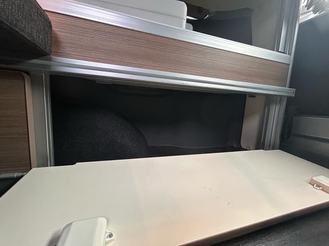 ＮＶ３５０キャラバンバン アネックス　コンポーザー　ポップアップルーフ／１オーナー／ＦＦヒーター／ナビサブ切替スイッチ／シンク／走行充電器／外部充電器／外部電源／サブバッテリー／衝突軽減ブレーキ／ＳＤナビ／ＥＴＣ／ドライブレコーダー／（62枚目）